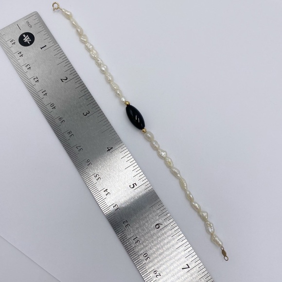 14k Gold Freshwater Pearl & Onyx Bead Bracelet - Picture 7 of 9
